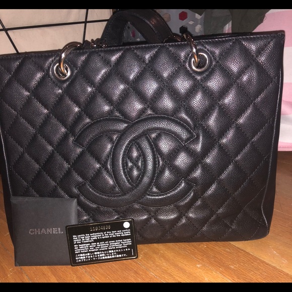 Authentic Chanel Handbag - Picture 8 of 8